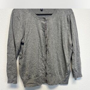 Cable & Gauge Gray Women's Cardigan